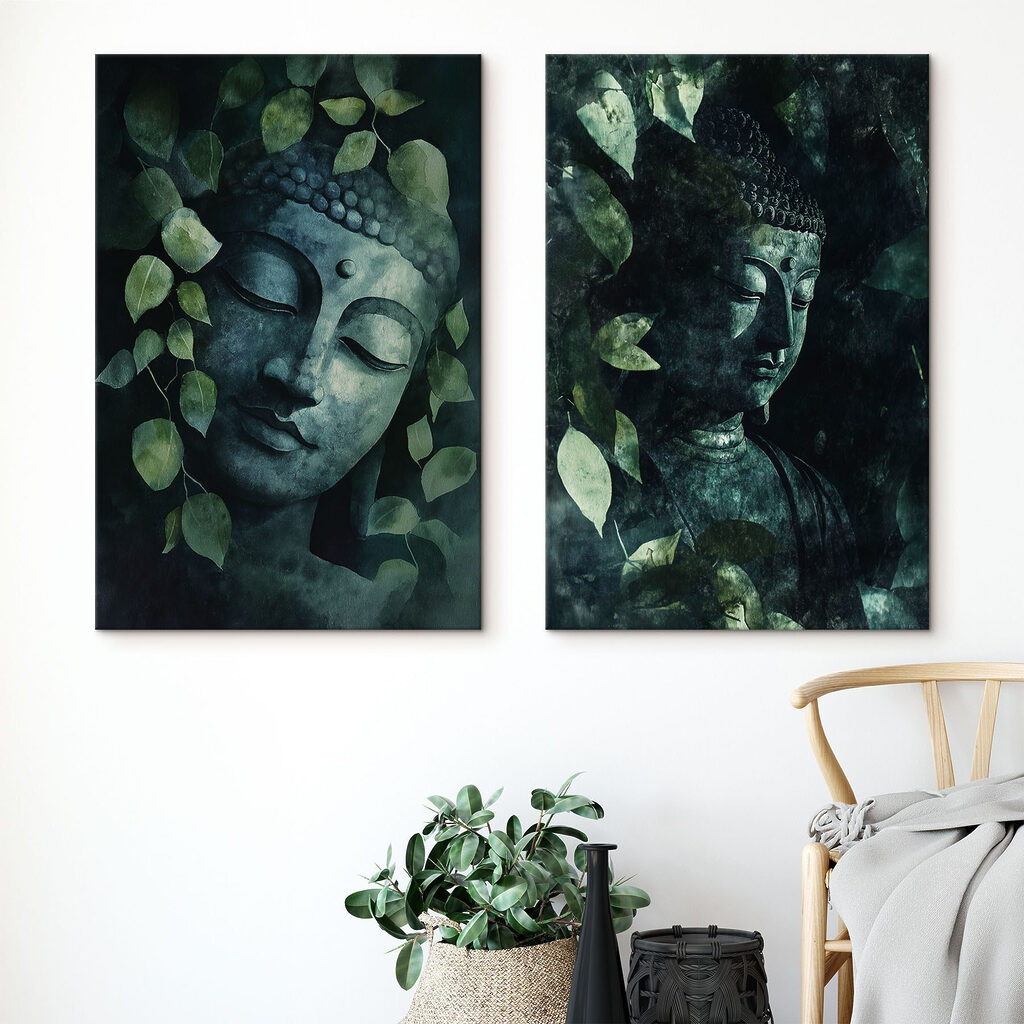 Buddha nel verde in un ambiente