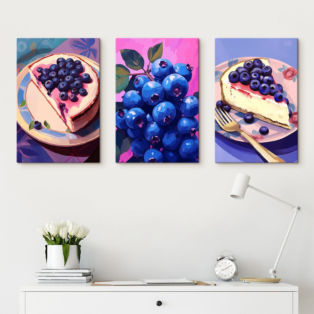 Cheesecake e mirtilli in un ambiente
