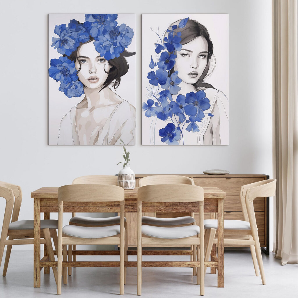 Ritratti con fiori blu in un ambiente