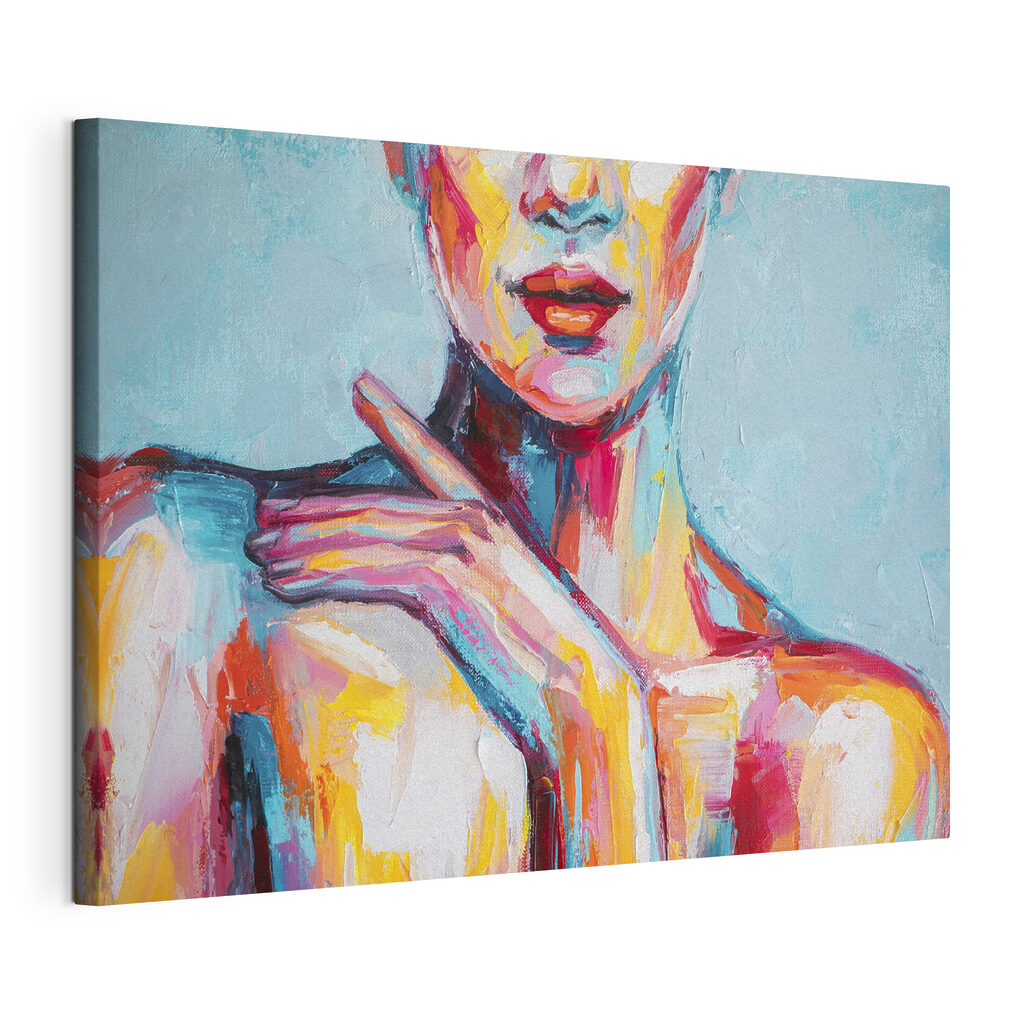 Colore su spalle nude, tela tesa e bordo avvolto