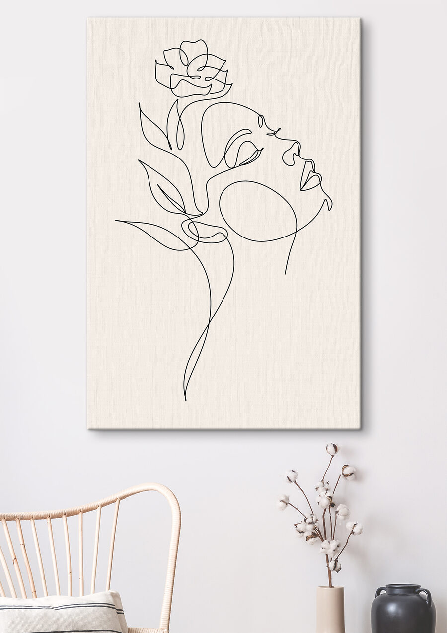 Profilo con rosa in un ambiente