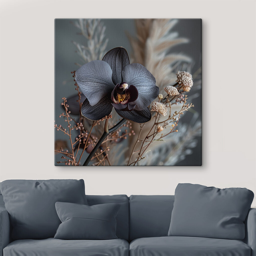 Orchidea scura tra graminacee — ambiente 1