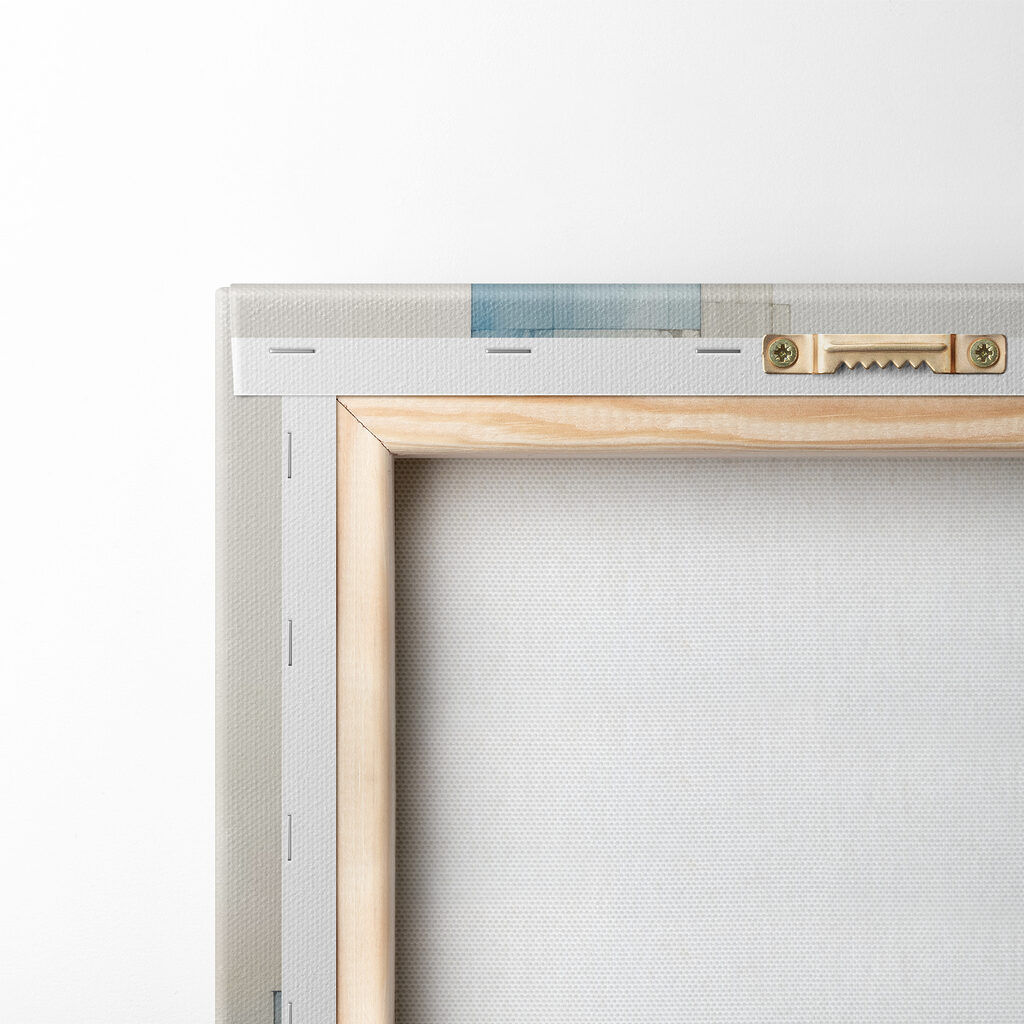 Scala tra forme azzurre — retro