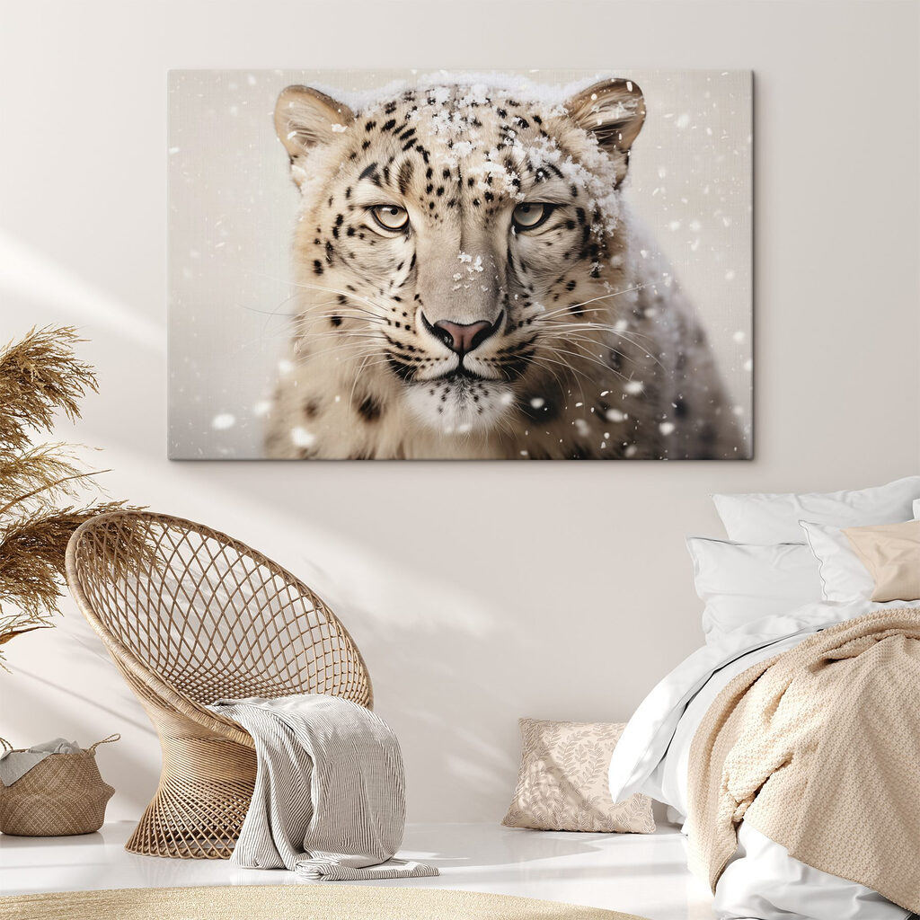 Leopardo delle nevi in un ambiente