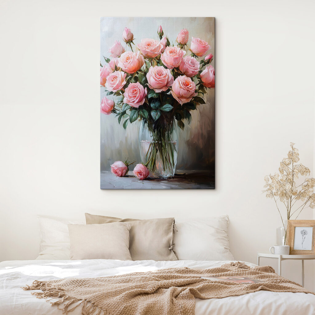 Rose in vaso sottile in un ambiente