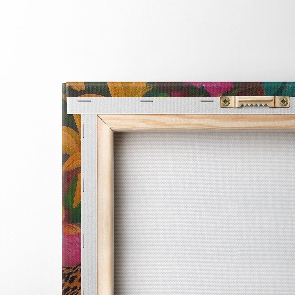Leopardo tra fiori rosa — retro