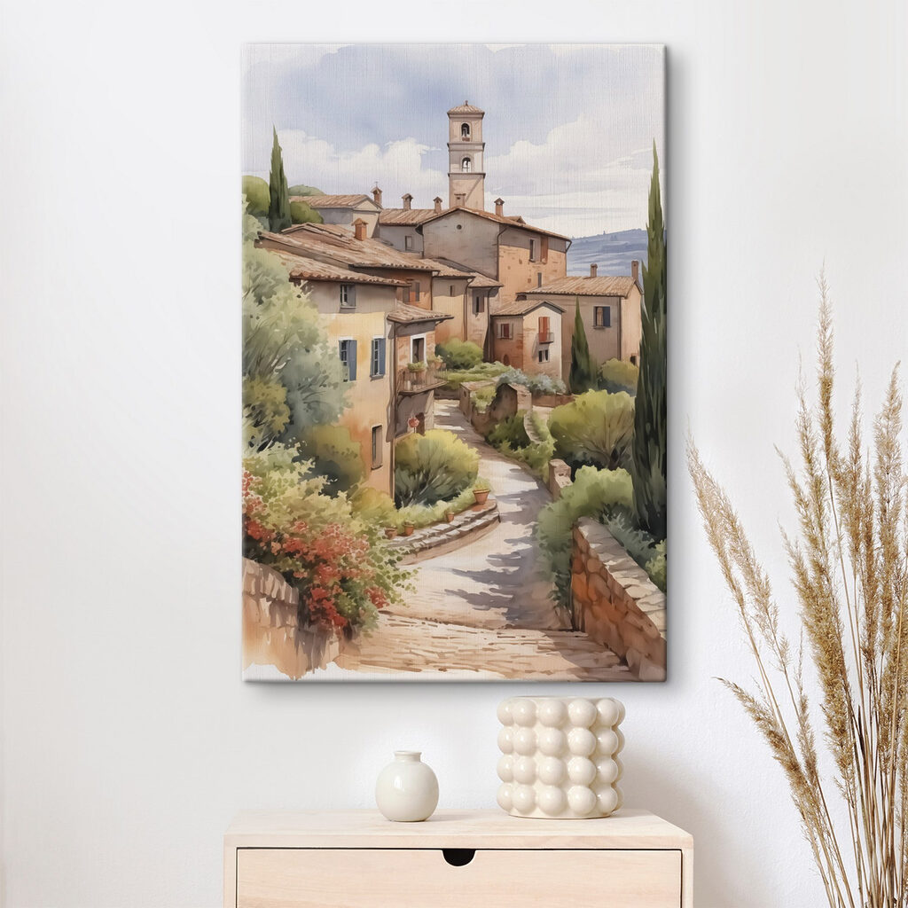 Sentiero verso il campanile in un ambiente