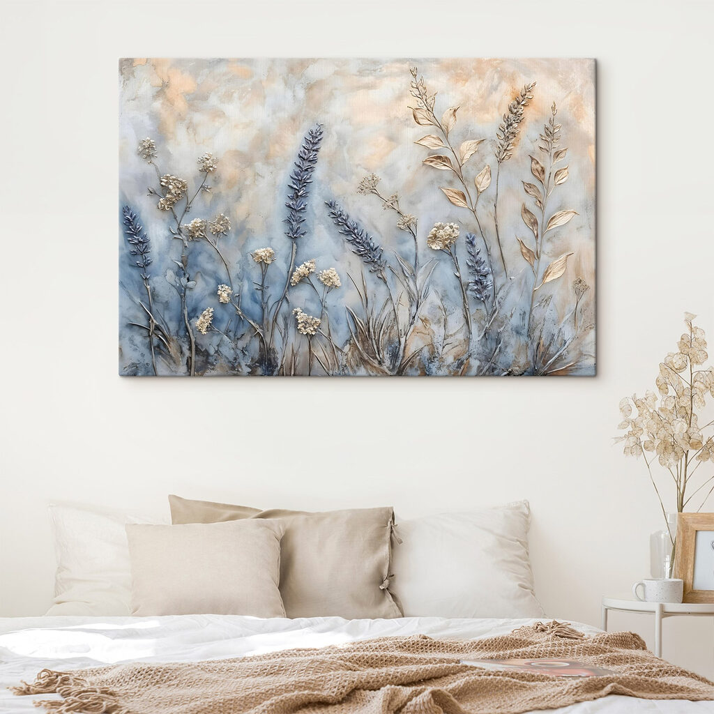 Fiori nella luce mattutina in un ambiente