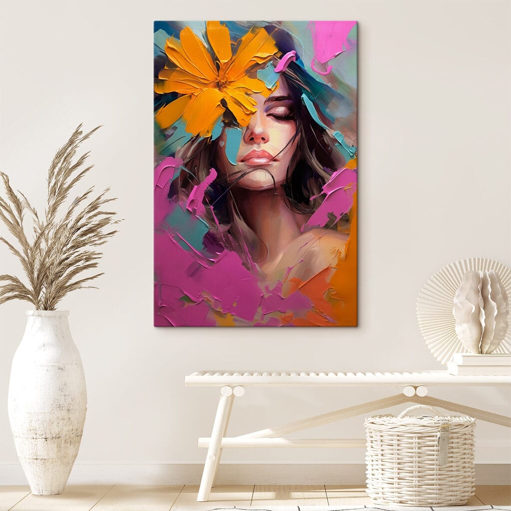 Volto tra fiori accesi — ambiente 2