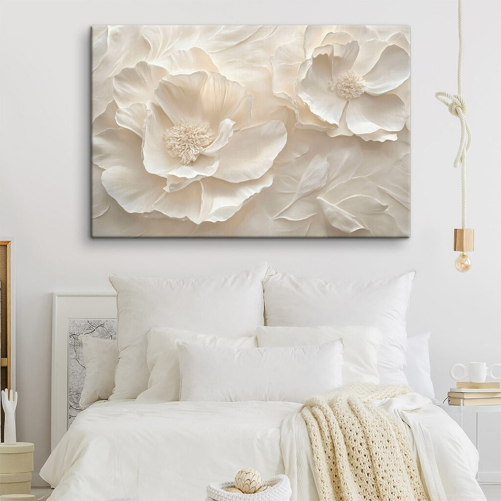 Fiori crema ondulati in un ambiente