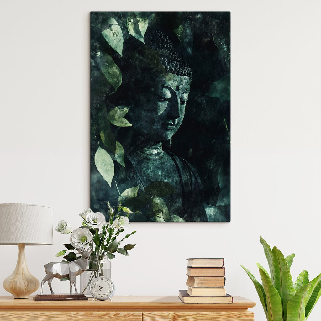 Buddha all’ombra verde in un ambiente