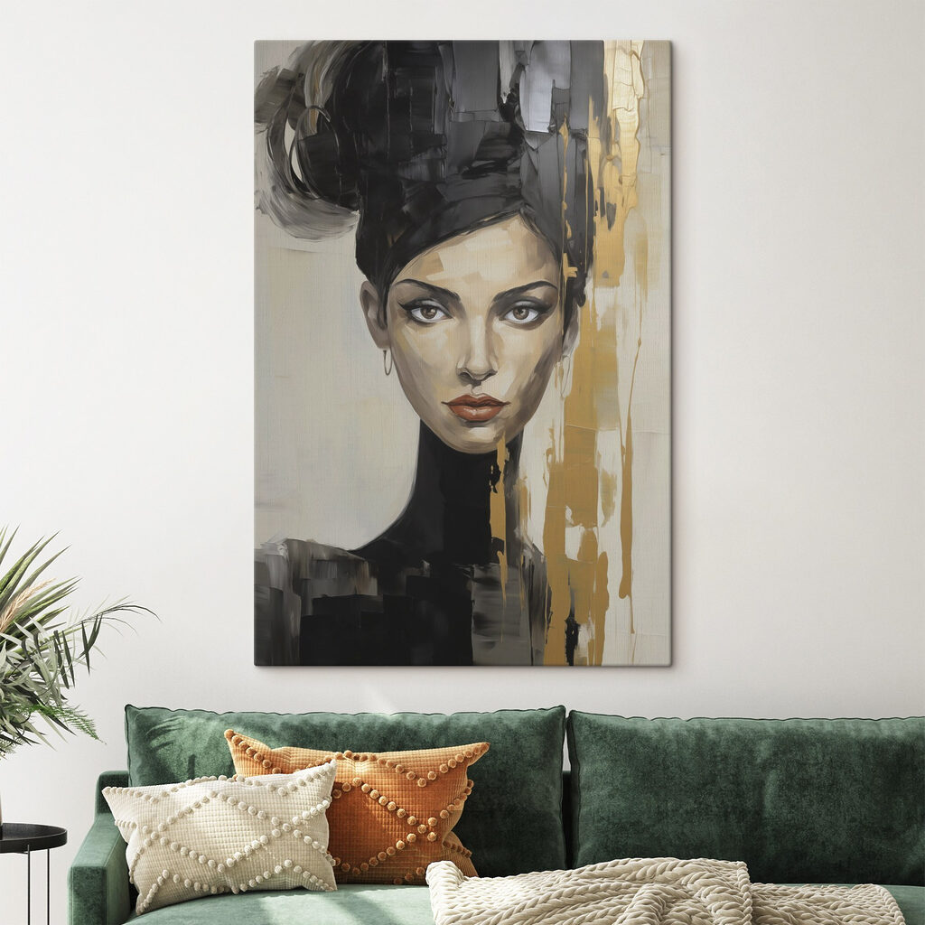 Donna tra pennellate dorate — ambiente 2