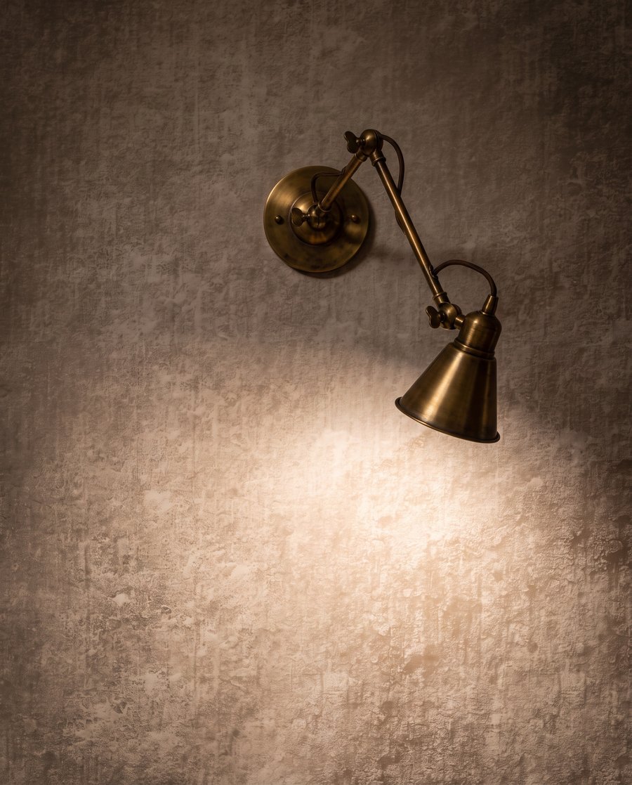 Tracce morbide sulla patina — dettaglio