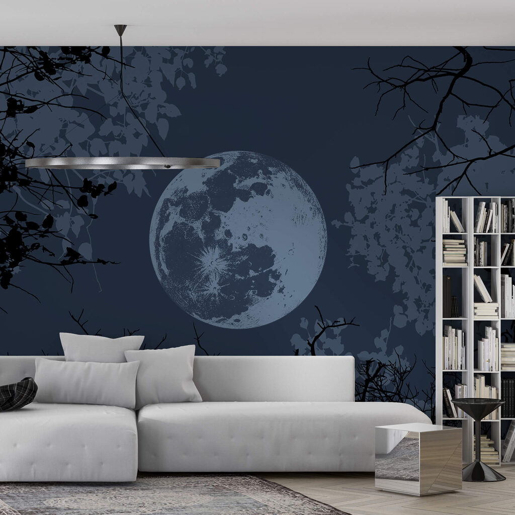 Luna tra i rami in un ambiente