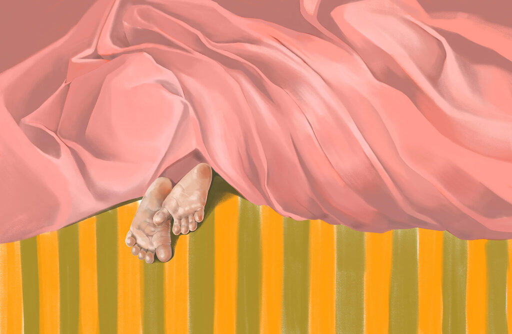 Piede sotto pieghe rosa — design completo