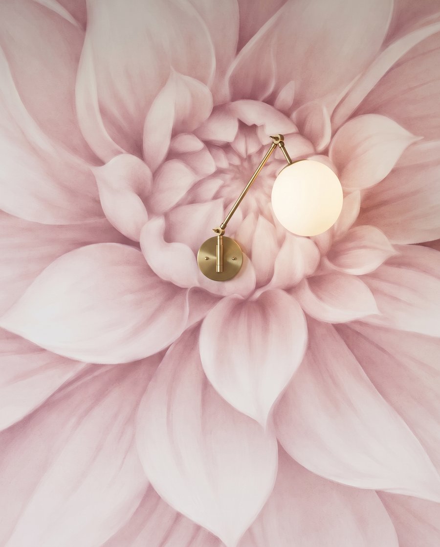 Grandi fiori ai bordi — dettaglio