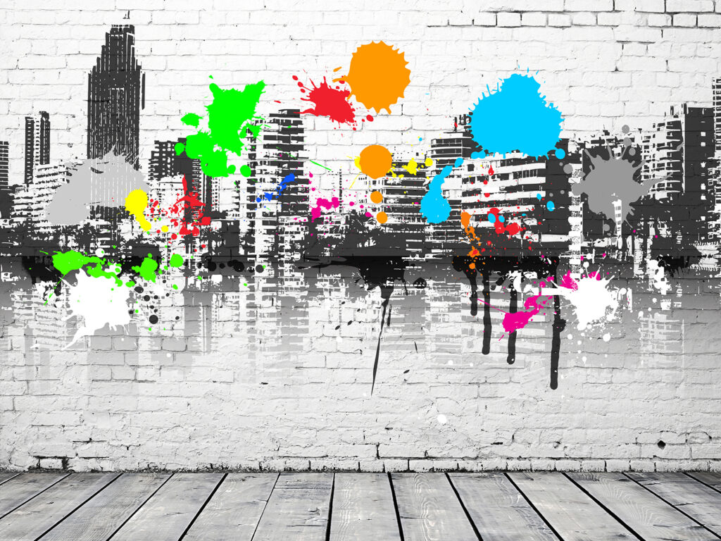 Skyline tra schizzi colorati — design completo