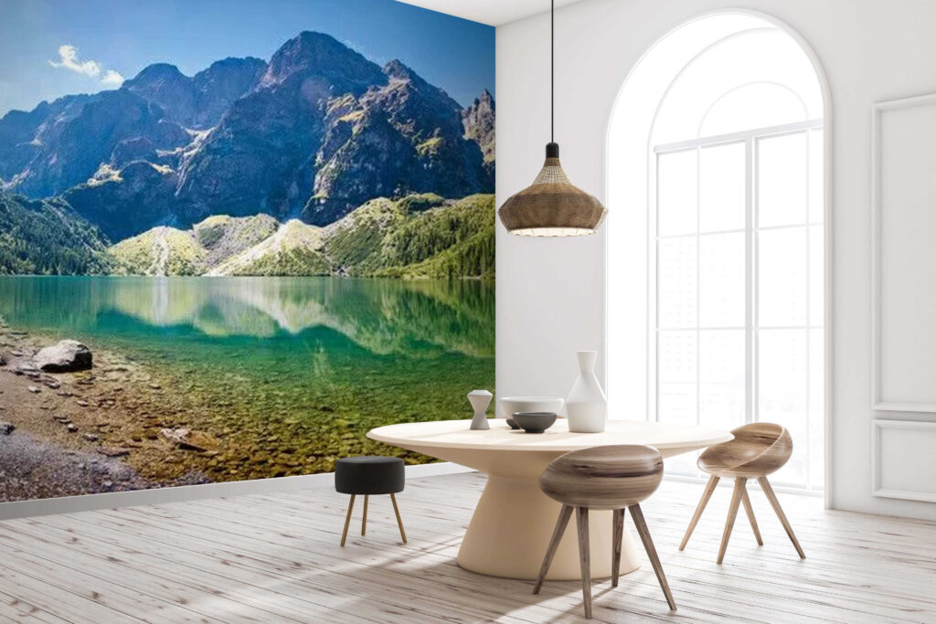 Lago limpido tra rocce — ambiente 1