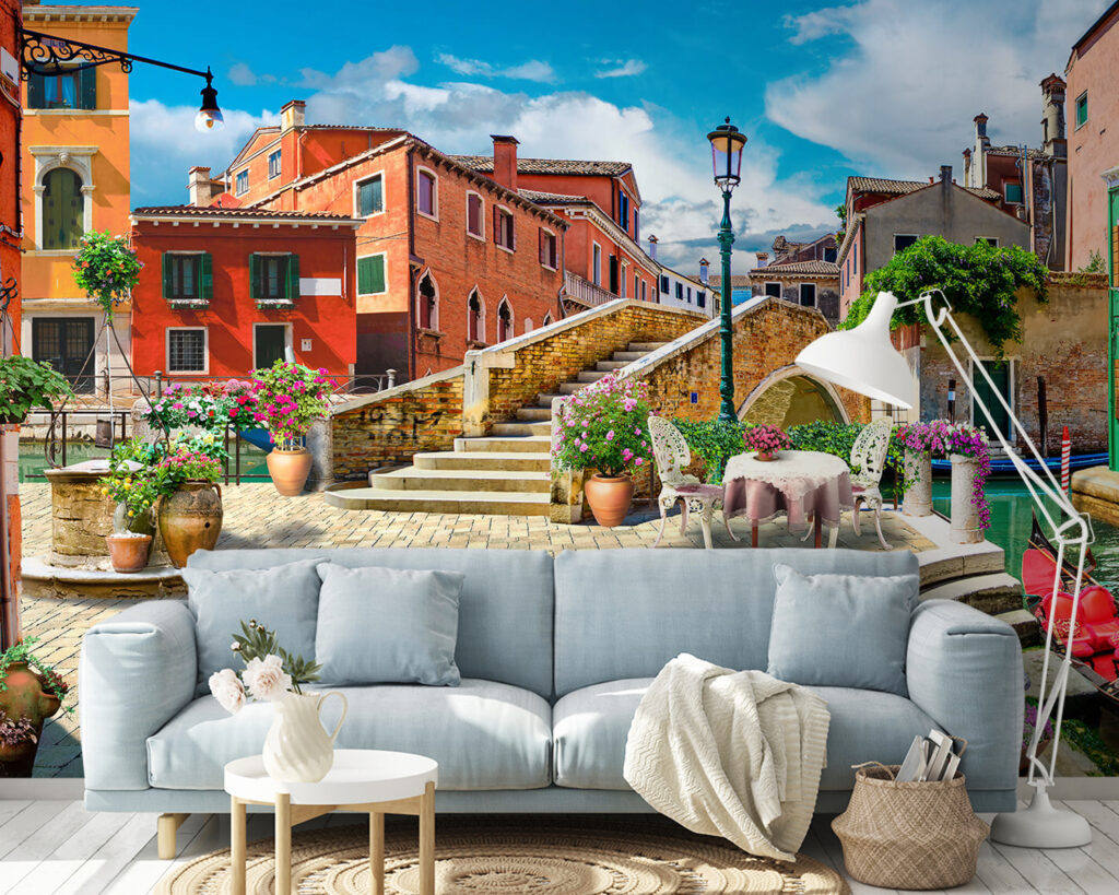 Piazza fiorita sul canale — ambiente 2