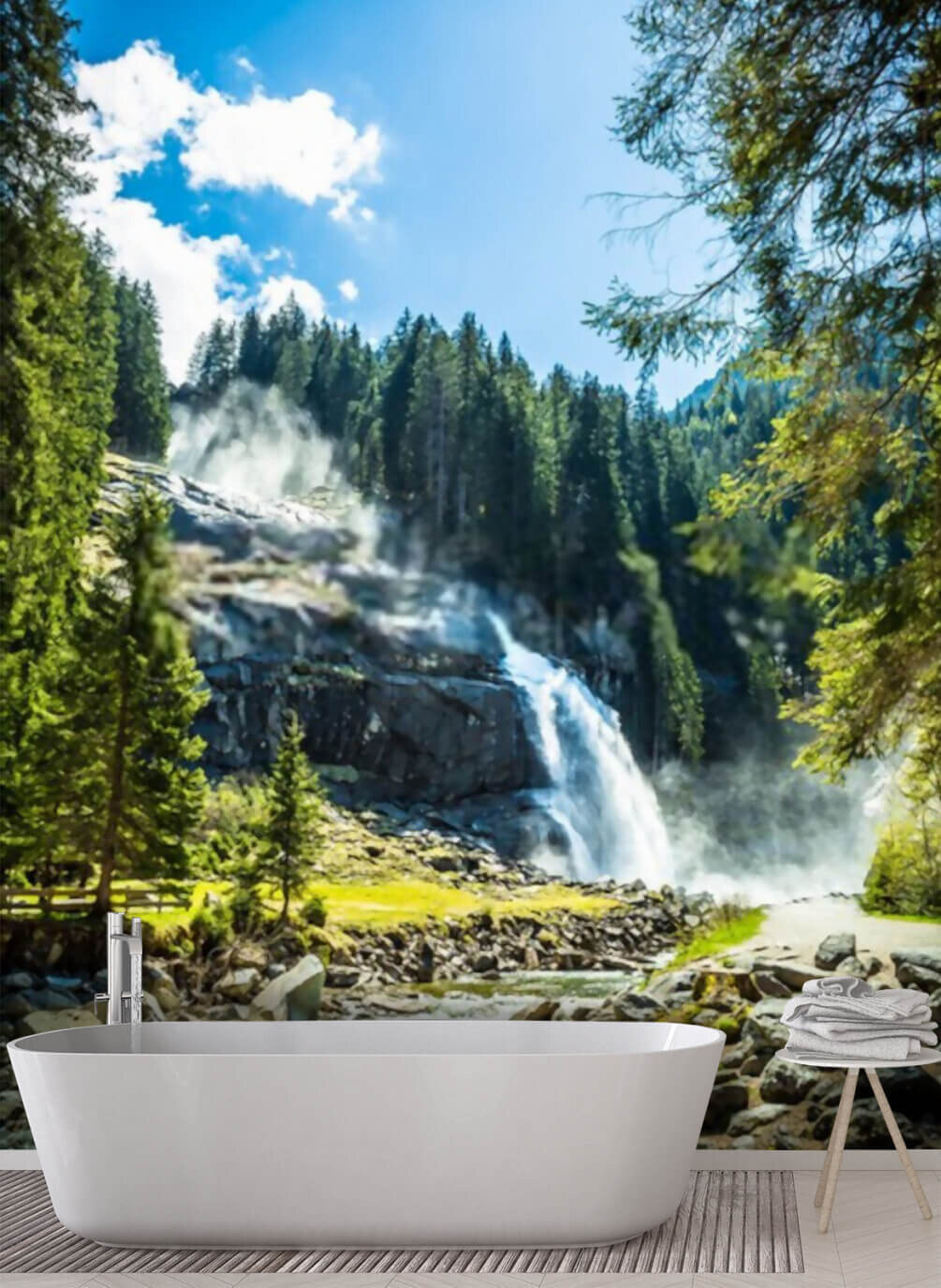 Cascata tra pini soleggiati — ambiente 1