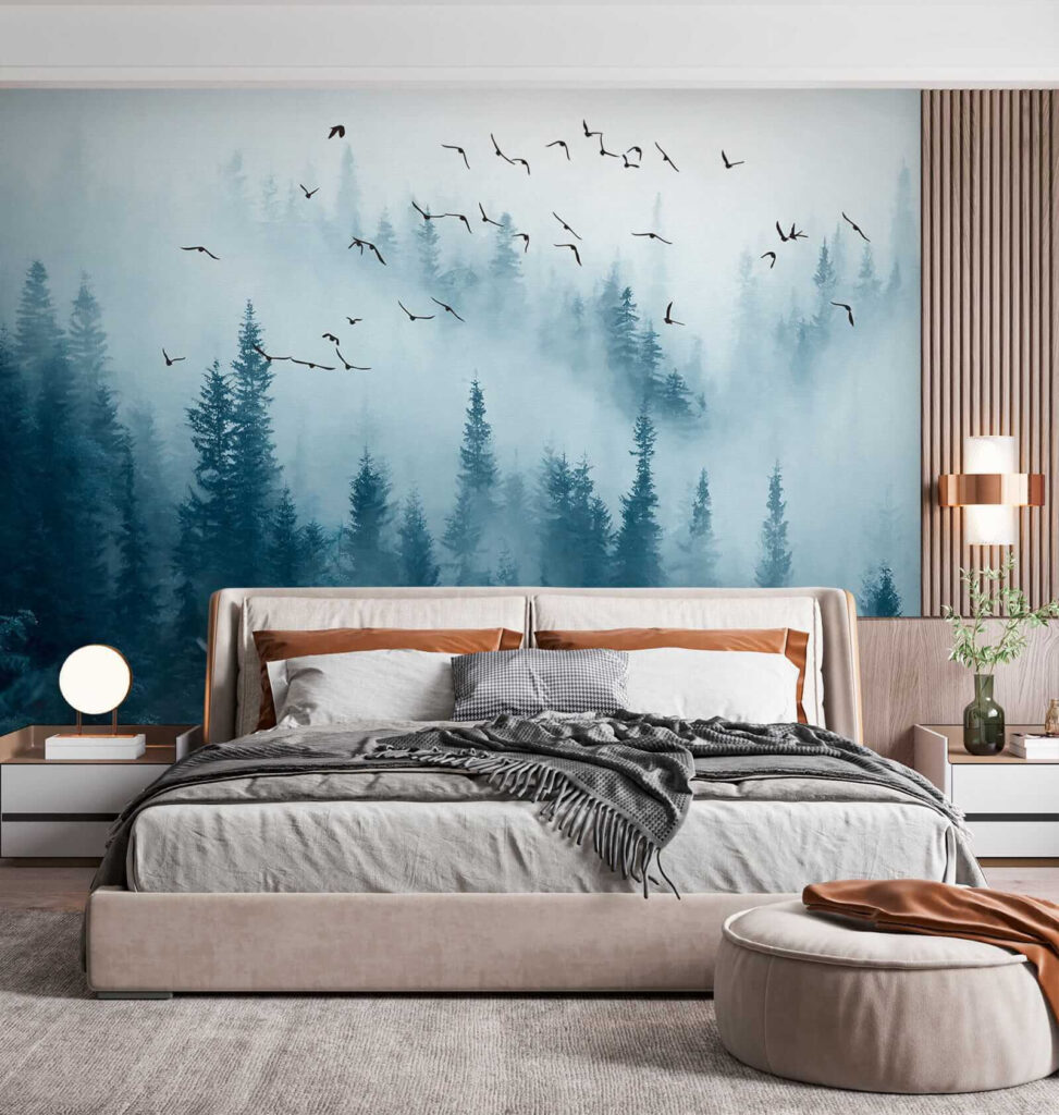 Volo tra pini blu — ambiente 4