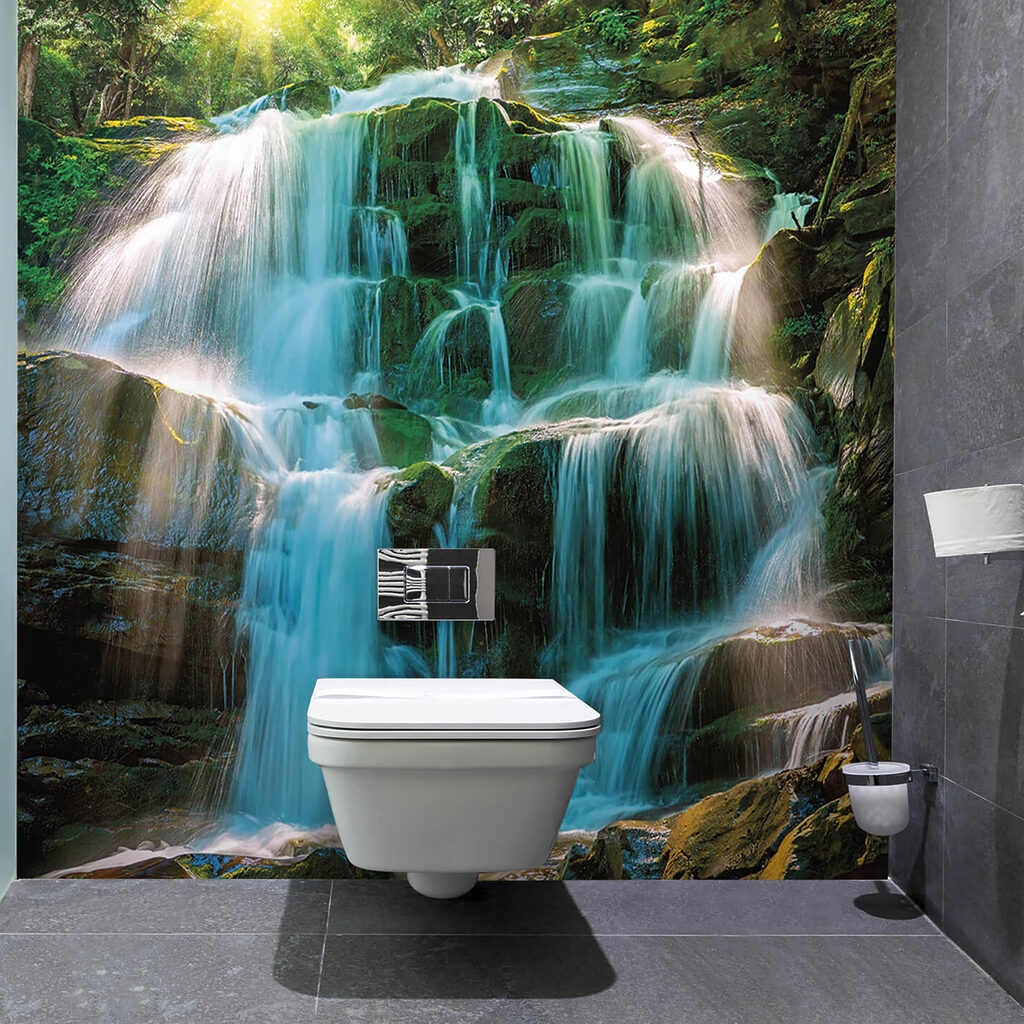 Cascate sopra rocce muschiose — ambiente 11