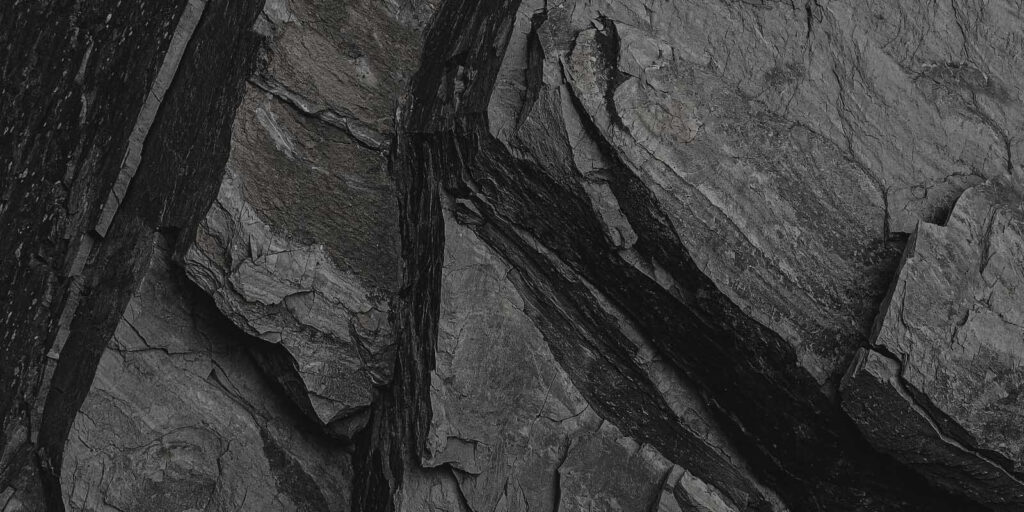 Strati di roccia scura — design completo