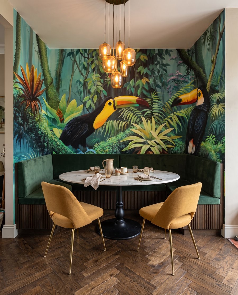 Tucani sull’acqua tropicale — ambiente 6