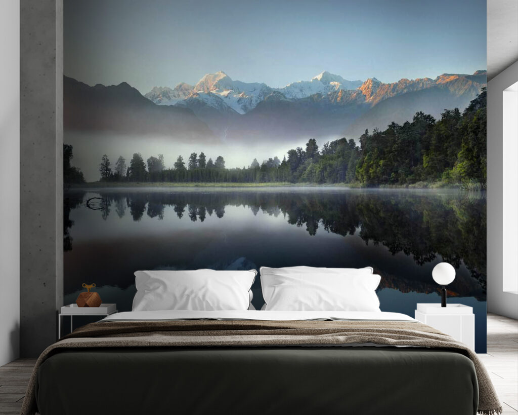 Riva boscosa all’alba — ambiente 1