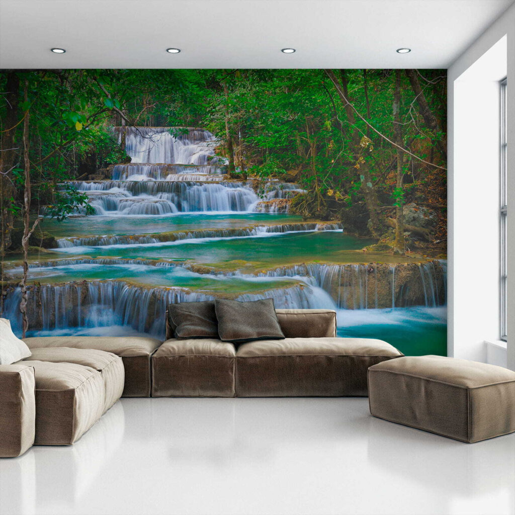 Acqua tra alberi fitti — ambiente 6