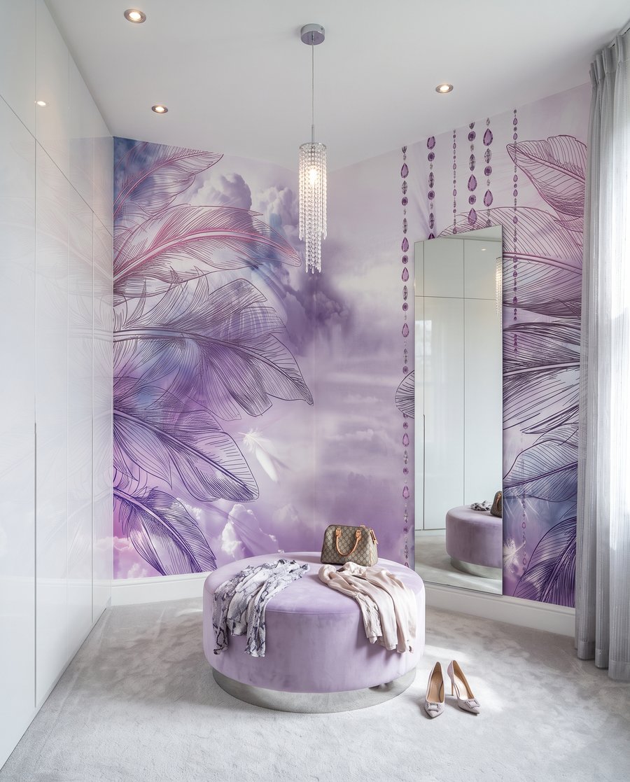 Altalena viola tra piume — ambiente 3