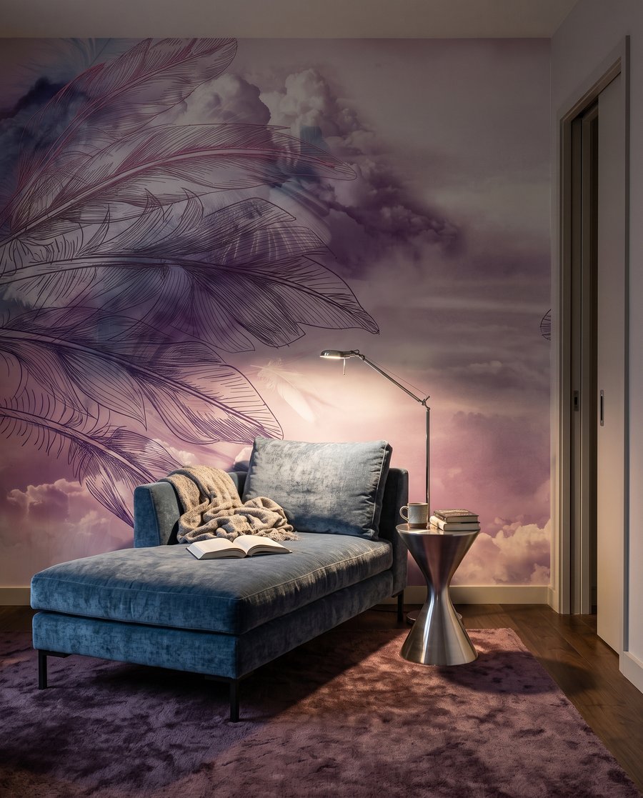 Altalena viola tra piume — ambiente 6