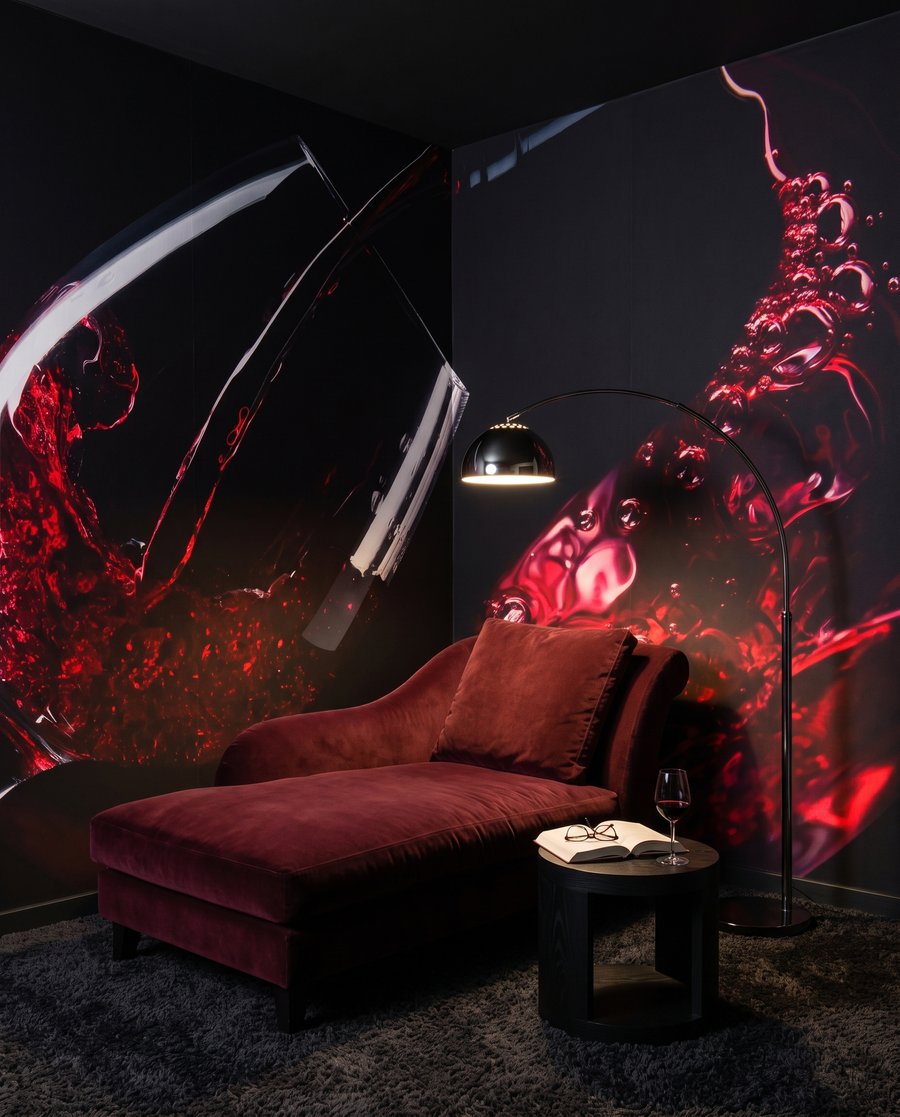 Vino rosso in movimento — ambiente 4