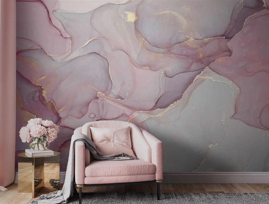Campi rosa venati d’oro in un ambiente