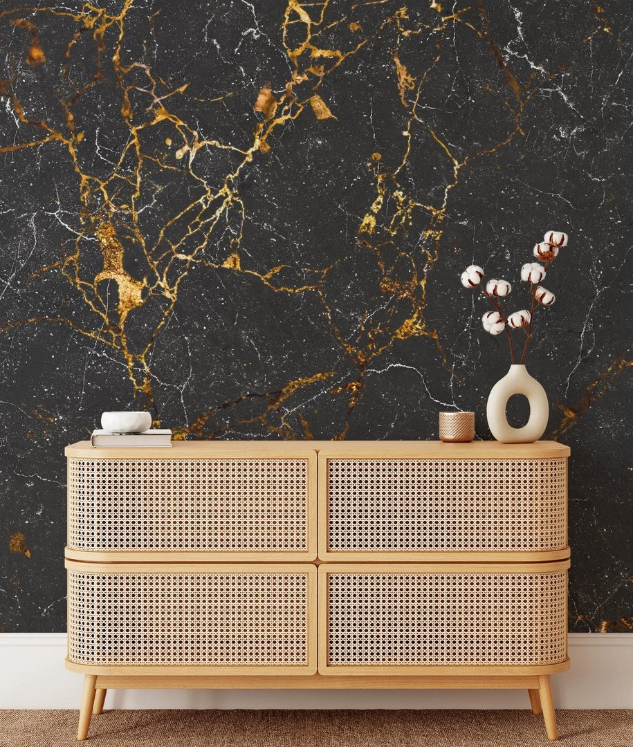 Venature ramate sul nero — ambiente 2