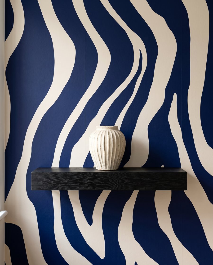 Zebra in ocra calda — dettaglio