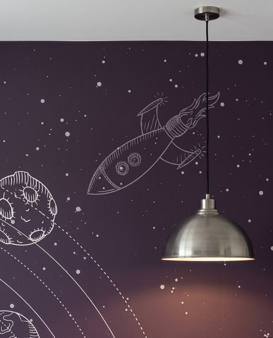 Astronauta tra le orbite — dettaglio
